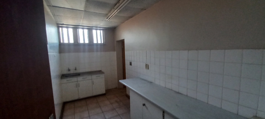 Commercial Property for Sale in Hamilton Free State